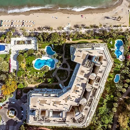 Apartment 1st Line Exclusive In Heart Of The Golden Mile Marbella